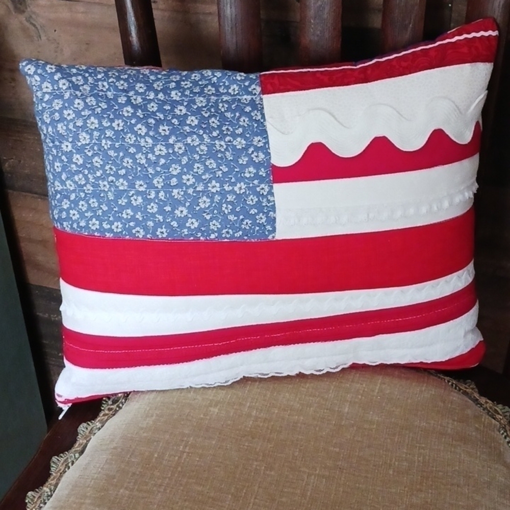 American Flag Inspired Red White and Blue Accent Pillow - Picture 1 of 8